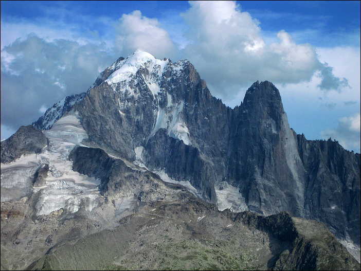p2009 08canon 2768m